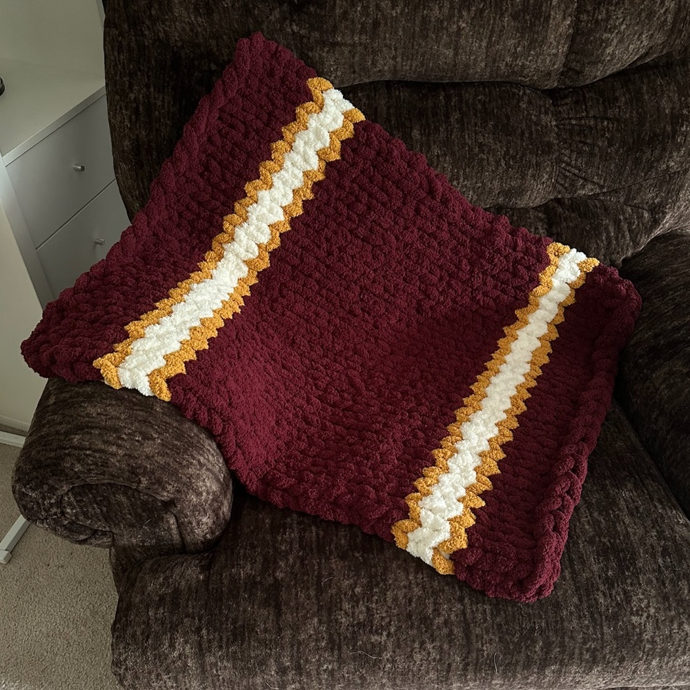Washington Commanders Football Chunky Throws Baby and Pet Blankets Super Fluffy
